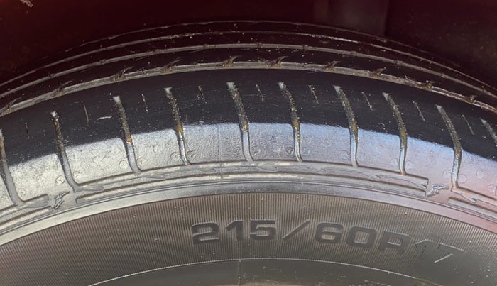 2017 Ford Ecosport TITANIUM 1.5L DIESEL, Diesel, Manual, 96,983 km, Left Rear Tyre Tread