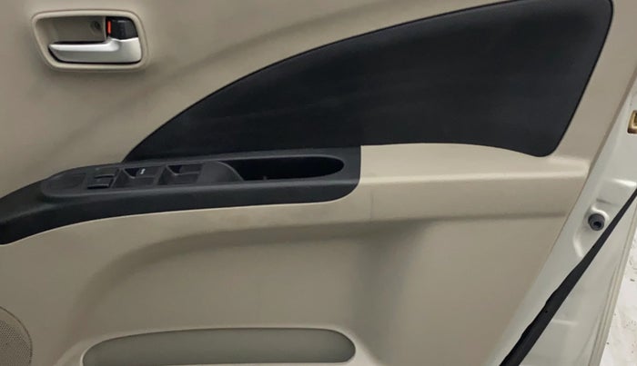 2016 Maruti Celerio VXI AMT, CNG, Automatic, 65,957 km, Driver Side Door Panels Control