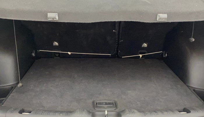 2019 Jeep Compass SPORT PLUS 1.4 PETROL, Petrol, Manual, 60,844 km, Boot Inside