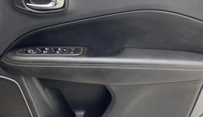 2019 Jeep Compass SPORT PLUS 1.4 PETROL, Petrol, Manual, 60,844 km, Driver Side Door Panels Control