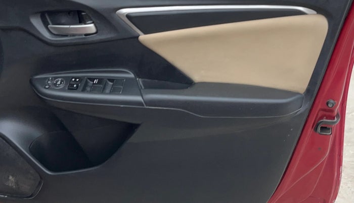 2018 Honda Jazz 1.2L I-VTEC VX CVT, Petrol, Automatic, 50,850 km, Driver Side Door Panels Control