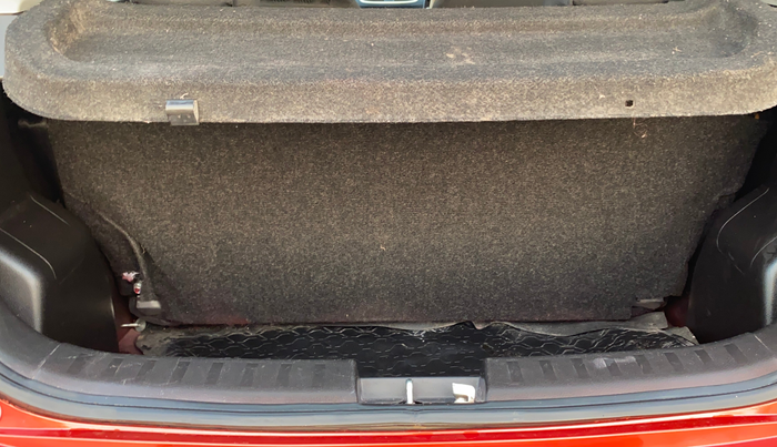 2014 Maruti Swift VDI, Diesel, Manual, 1,07,149 km, Boot Inside