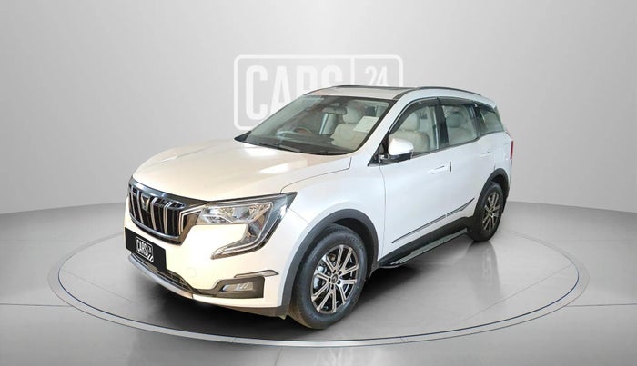 2023 Mahindra XUV700 AX 7 LUXURY P AT 7 STR, Petrol, Automatic, 22,345 km, Left Front Diagonal