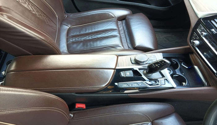 2018 BMW 6 Series 630D GT M SPORT, Diesel, Automatic, 53,281 km, Gear Lever