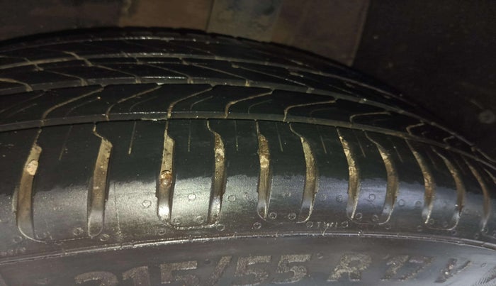 2023 MG ASTOR SAVVY 1.5 CVT, Petrol, Automatic, 24,071 km, Left Rear Tyre Tread