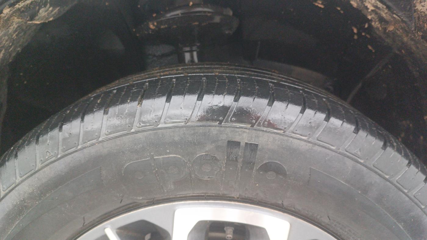 2021 Renault Duster RXZ 1.5 PETROL MT, Petrol, Manual, 27,770 km, Right Front Tyre Tread