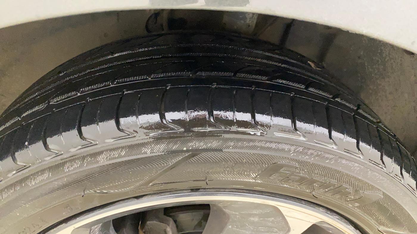 2020 Tata ALTROZ XZ PETROL, Petrol, Manual, 88,724 km, Left Front Tyre Tread