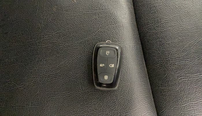 2020 Tata ALTROZ XZ PETROL, Petrol, Manual, 88,724 km, Key Close Up
