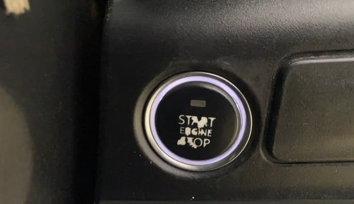 2020 Tata ALTROZ XZ PETROL, Petrol, Manual, 88,724 km, Keyless Start/ Stop Button
