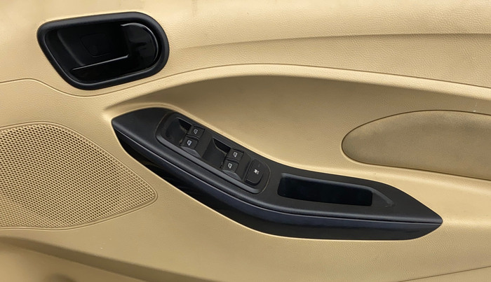 2018 Ford Figo Aspire TITANIUM 1.2 PETROL, Petrol, Manual, 42,113 km, Driver Side Door Panels Control