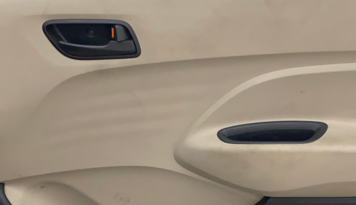 2020 Hyundai NEW SANTRO MAGNA CNG, CNG, Manual, 45,832 km, Driver Side Door Panels Control