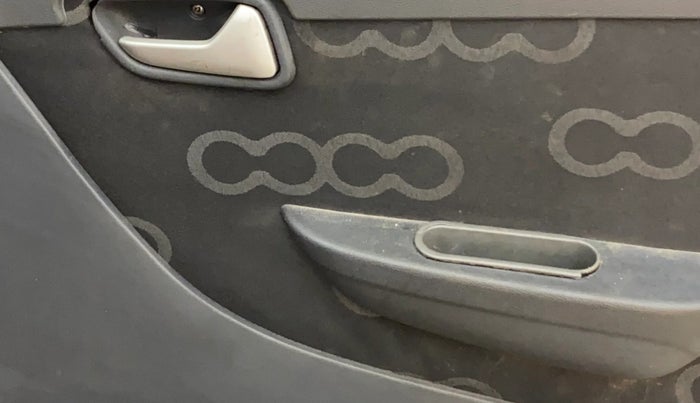 2016 Maruti Alto 800 LXI, Petrol, Manual, 51,218 km, Driver Side Door Panels Control