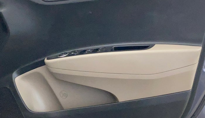 2018 Hyundai Grand i10 MAGNA 1.2 KAPPA VTVT, Petrol, Manual, 27,208 km, Driver Side Door Panels Control