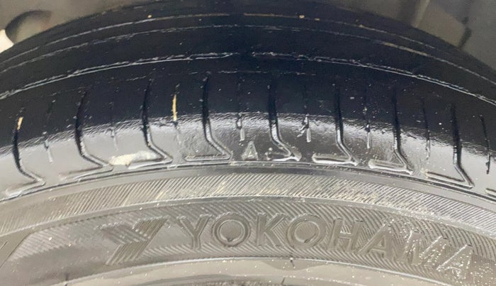 2021 Tata Tiago XT LIMITED EDITION PETROL, CNG, Manual, 1,04,937 km, Left Front Tyre Tread