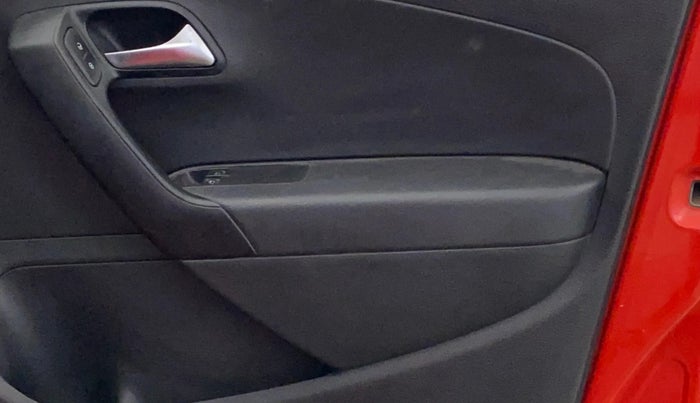 2020 Volkswagen Polo TRENDLINE 1.0L, Petrol, Manual, 33,634 km, Driver Side Door Panels Control