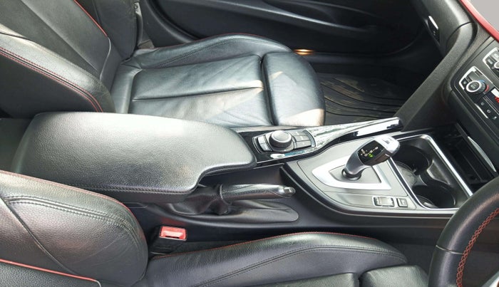 2015 BMW 3 Series 320D SPORTLINE, Diesel, Automatic, 53,825 km, Gear Lever