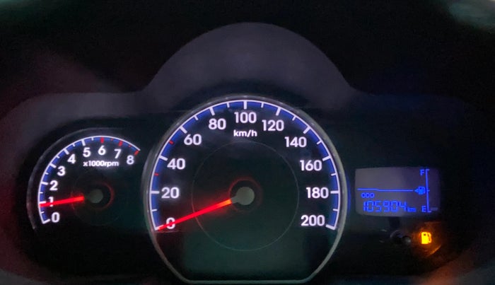 2014 Hyundai i10 MAGNA 1.1, CNG, Manual, 1,05,896 km, Odometer Image