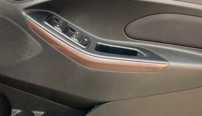 2018 Ford FREESTYLE TITANIUM PLUS 1.2 PETROL, Petrol, Manual, 67,168 km, Driver Side Door Panels Control