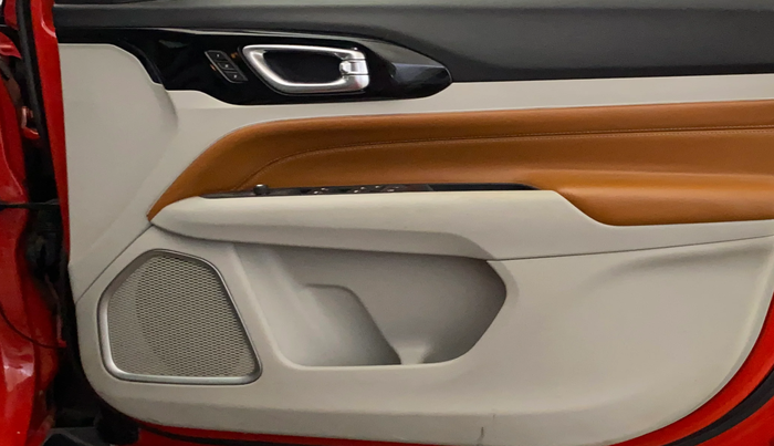 2021 Jeep Compass LIMITED (O) 2.0 DIESEL 4X4 AT, Diesel, Automatic, 41,696 km, Driver Side Door Panels Control