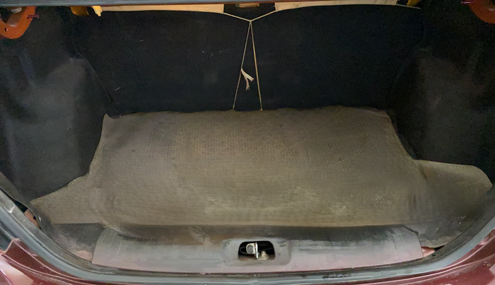 2016 Maruti Swift Dzire VXI, Petrol, Manual, 75,701 km, Boot Inside