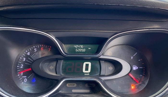 2018 Renault Captur RXT PETROL, Petrol, Manual, 42,499 km, Odometer Image