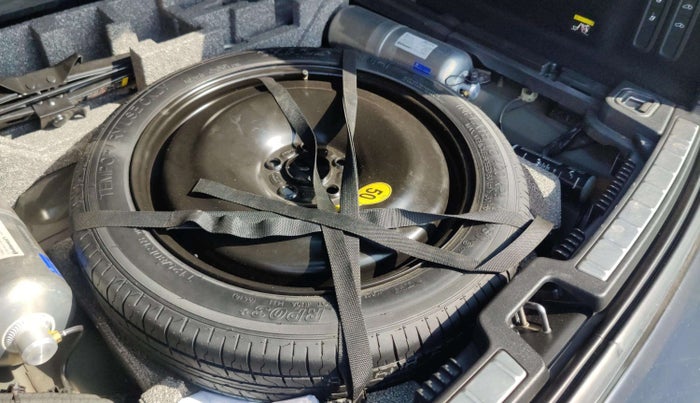 2018 Volvo XC 60 D5 INSCRIPTION, Diesel, Automatic, 70,331 km, Spare Tyre