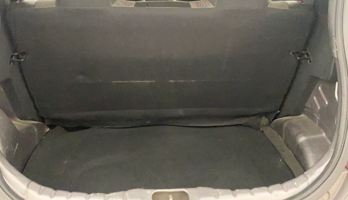 2013 Hyundai Eon ERA +, Petrol, Manual, 28,625 km, Boot Inside