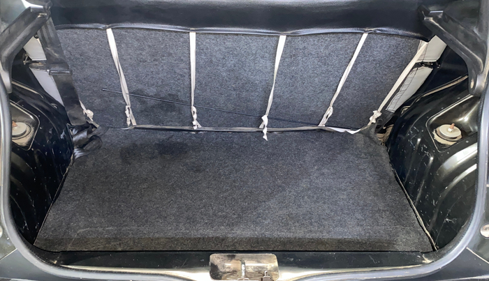 2018 Renault Kwid RXL, Petrol, Manual, 64,220 km, Boot Inside