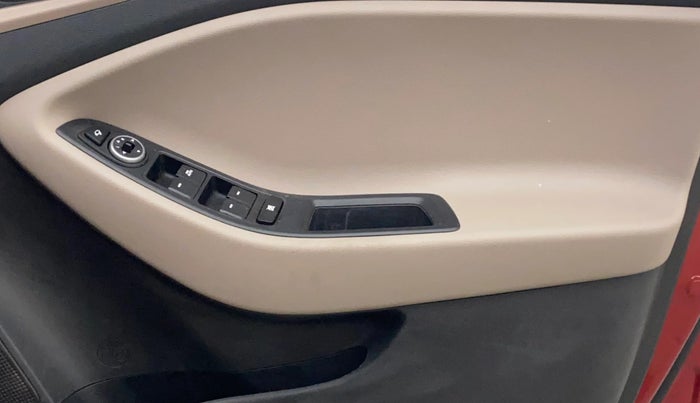 2019 Hyundai Elite i20 ASTA (O) CVT, Petrol, Automatic, 53,657 km, Driver Side Door Panels Control