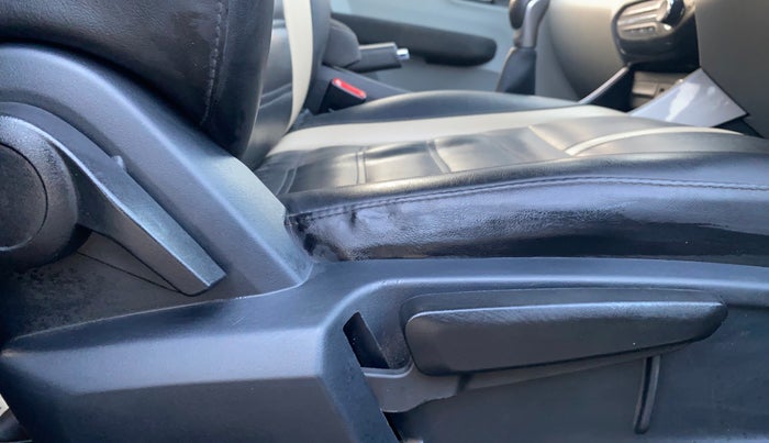 2021 Tata ALTROZ XZ PETROL, Petrol, Manual, 54,543 km, Driver Side Adjustment Panel