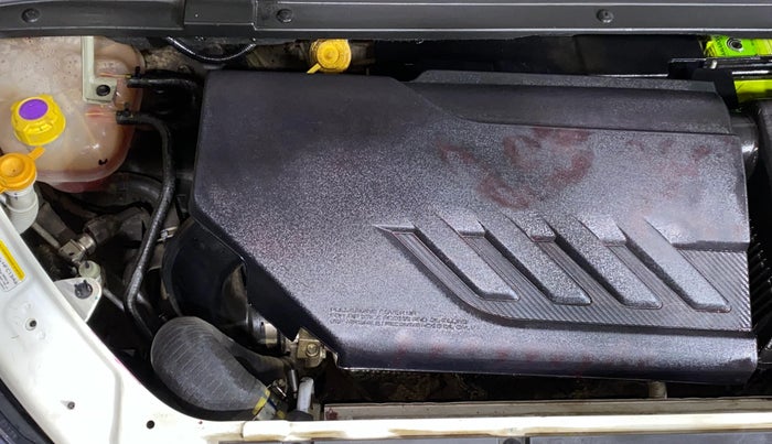 2020 Mahindra MARAZZO M 6 + 8 STR, Diesel, Manual, 87,670 km, Engine View - Right