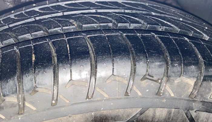 2017 Tata Tiago XT PETROL, Petrol, Manual, 48,903 km, Right Rear Tyre Tread