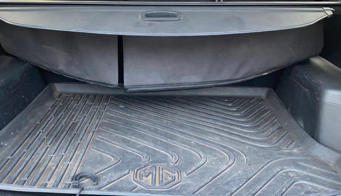 2021 MG HECTOR SHARP 1.5 DCT PETROL, Petrol, Automatic, 95,379 km, Boot Inside