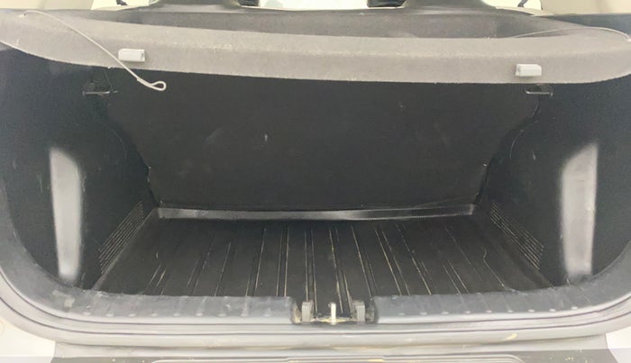 2021 KIA SONET HTK PLUS 1.2, Petrol, Manual, 43,645 km, Boot Inside