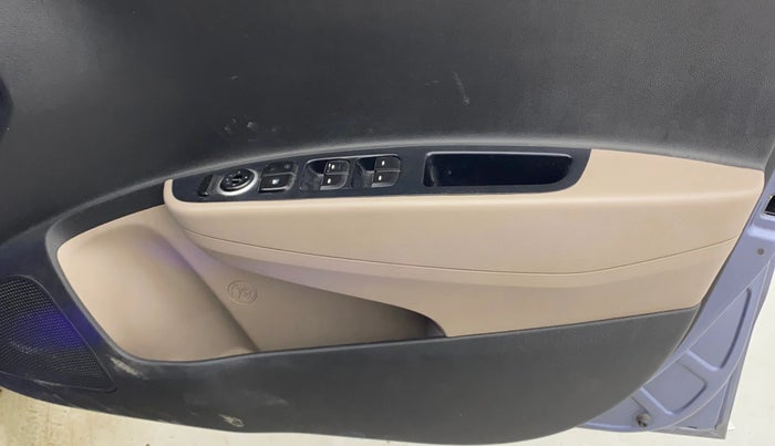 2016 Hyundai Grand i10 SPORTZ 1.2 KAPPA VTVT, Petrol, Manual, 79,052 km, Driver Side Door Panels Control