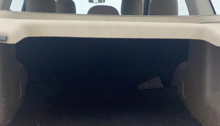 2017 Renault Duster 110 PS RXZ 4X2 AMT DIESEL, Diesel, Automatic, 1,41,803 km, Boot Inside