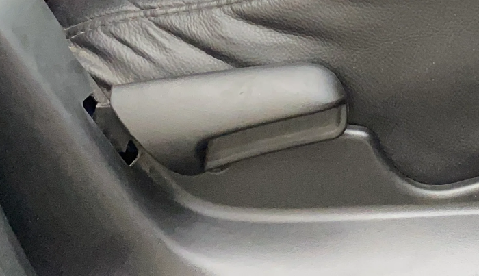 2018 Maruti Celerio X VXI, Petrol, Manual, 1,26,246 km, Driver Side Adjustment Panel