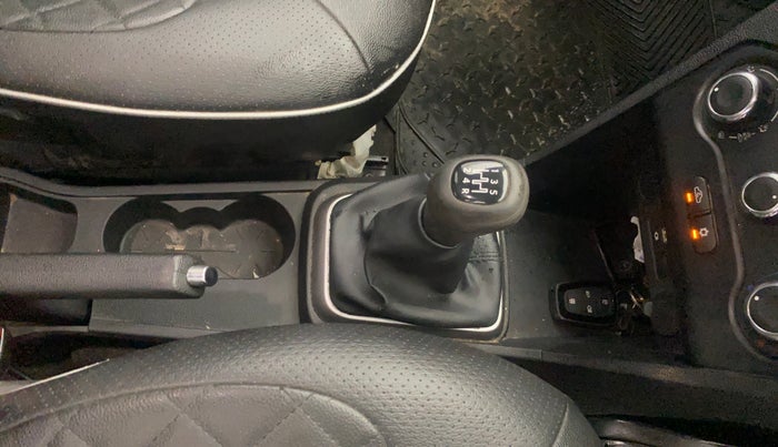 2021 Tata TIAGO NRG XZ MT, Petrol, Manual, 30,503 km, Gear Lever