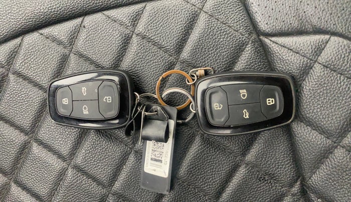 2021 Tata TIAGO NRG XZ MT, Petrol, Manual, 30,503 km, Key Close Up