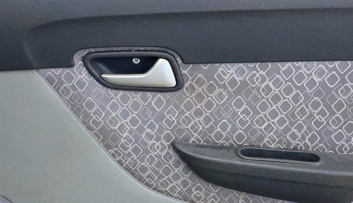 2019 Maruti Alto 800 LXI, Petrol, Manual, 13,974 km, Driver Side Door Panels Control