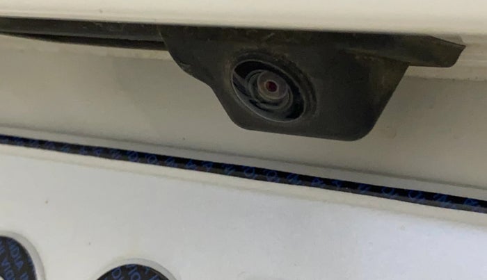 2024 Volkswagen VIRTUS TOPLINE TSI 1.0 AT, Petrol, Automatic, 6,586 km, Parking Camera