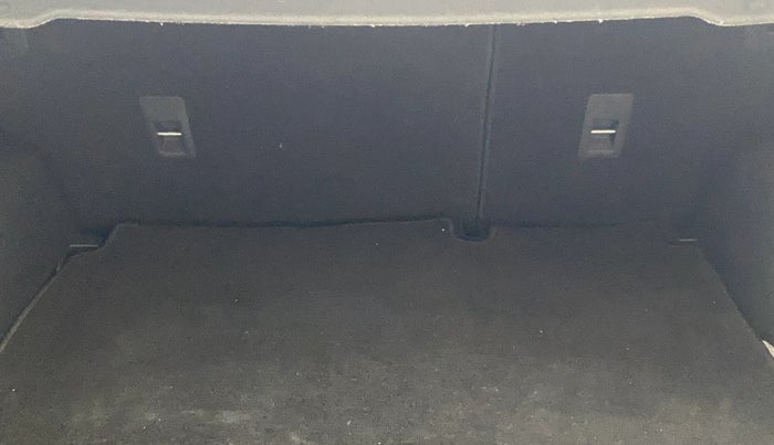 2018 Ford Ecosport TITANIUM + 1.5L PETROL AT, Petrol, Automatic, 17,772 km, Boot Inside