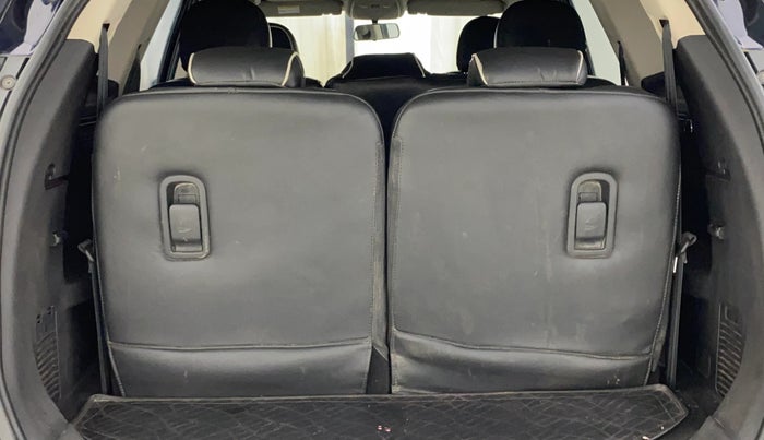 2022 Mahindra XUV700 AX 5 P MT 5 STR, Petrol, Manual, 72,134 km, Boot Inside