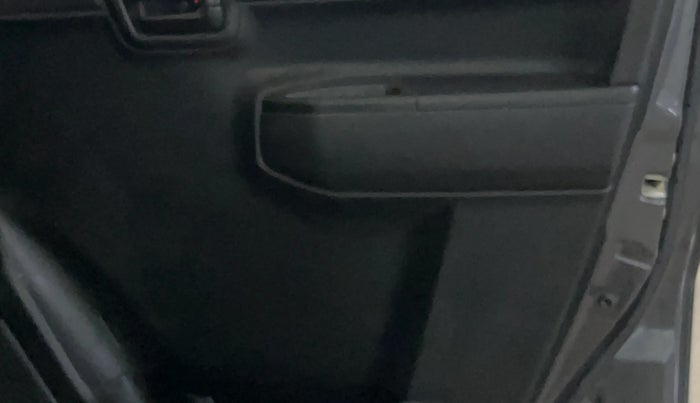 2022 Maruti S PRESSO VXI CNG, CNG, Manual, 14,594 km, Driver Side Door Panels Control