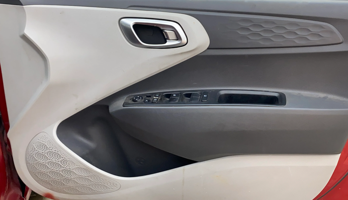 2020 Hyundai GRAND I10 NIOS SPORTZ AMT 1.2 KAPPA VTVT, Petrol, Automatic, 1,48,638 km, Driver Side Door Panels Control