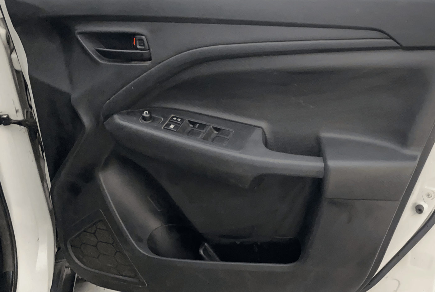 2023 Maruti BREZZA LXI S- CNG, CNG, Manual, 43,046 km, Driver Side Door Panels Control