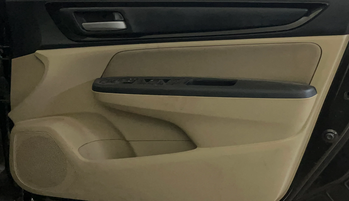 2020 Honda Amaze 1.2L I-VTEC S, Petrol, Manual, 31,642 km, Driver Side Door Panels Control