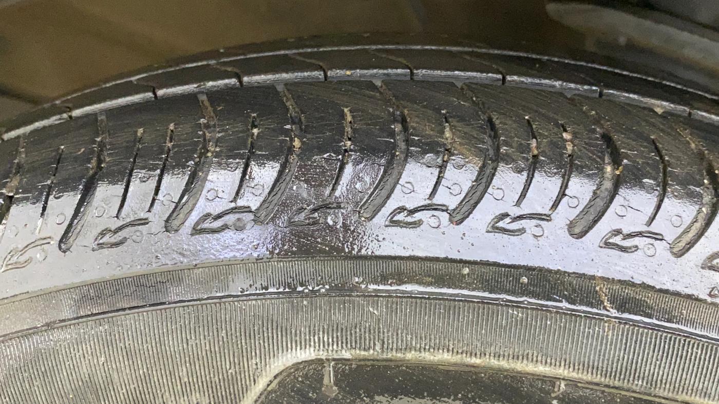 2020 Maruti S PRESSO VXI PLUS AMT, Petrol, Automatic, 39,345 km, Left Front Tyre Tread