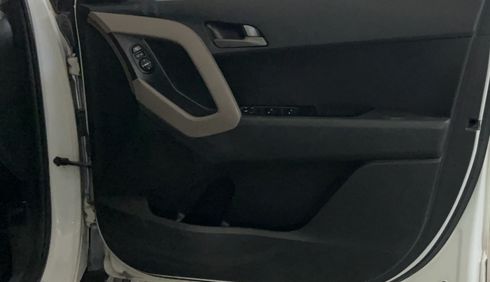 2017 Hyundai Creta SX PLUS AT 1.6 PETROL, Petrol, Automatic, 48,954 km, Driver Side Door Panels Control