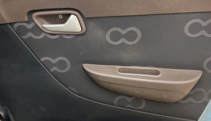 2013 Maruti Alto 800 LXI, Petrol, Manual, 47,983 km, Driver Side Door Panels Control